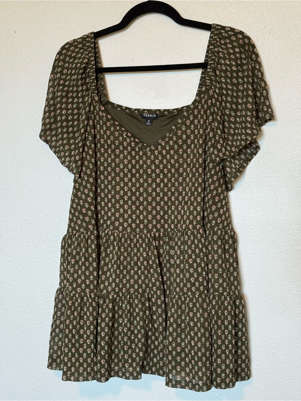Torrid Olive Green Floral V-Neck Knit Top